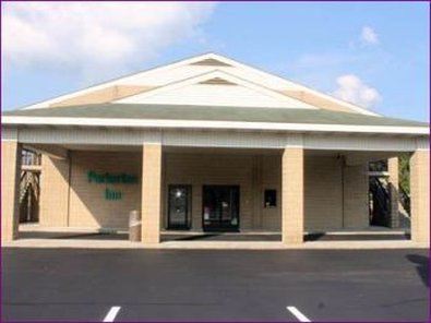 Parkerton Inn - Swansboro, NC