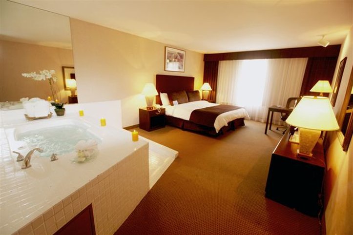 Airtel Plaza Hotel & Conference Center - Van Nuys, CA