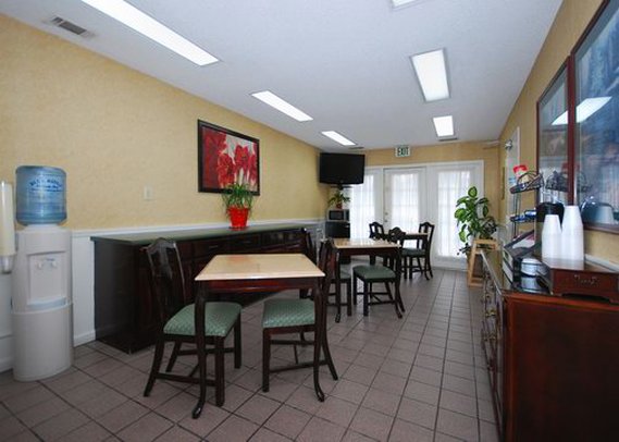 Quality Inn - Selma, AL