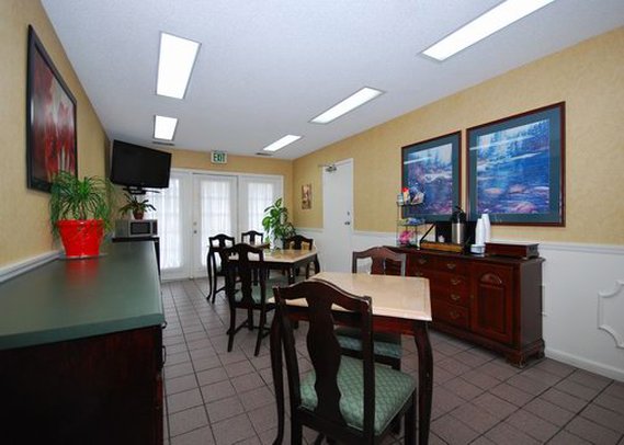 Quality Inn - Selma, AL