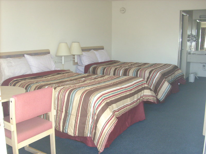 Americas Best Value Inn - Ardmore, TN