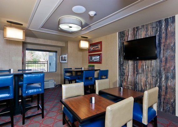 Comfort Inn - Tupelo, MS