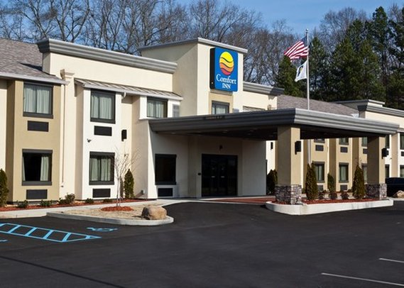 Comfort Inn - Tupelo, MS