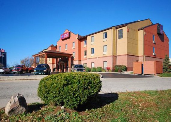 Comfort Suites