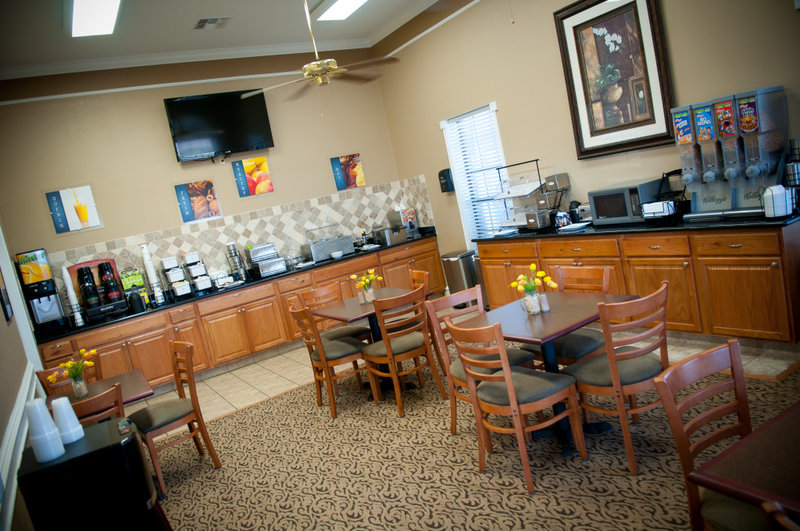 BEST WESTERN Inn Of Brenham - Brenham, TX