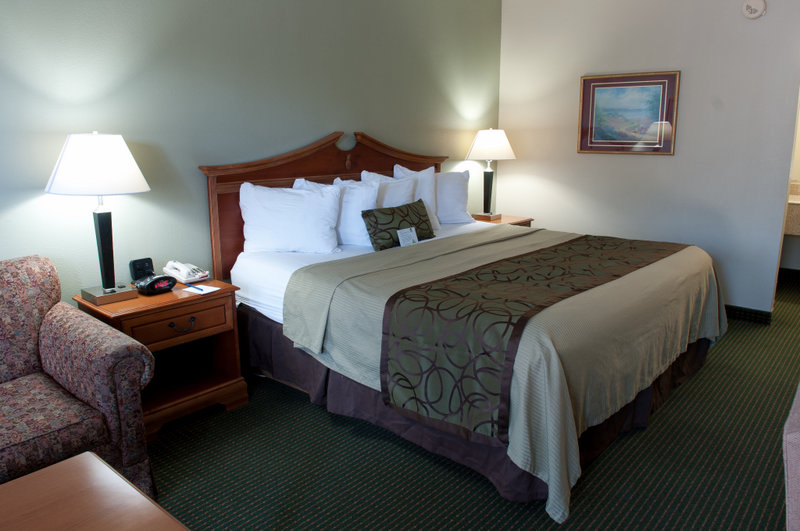 BEST WESTERN Inn Of Brenham - Brenham, TX