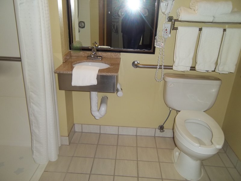 Holiday Inn Express - Bemidji, MN