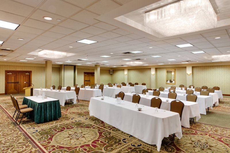 Holiday Inn Kingston