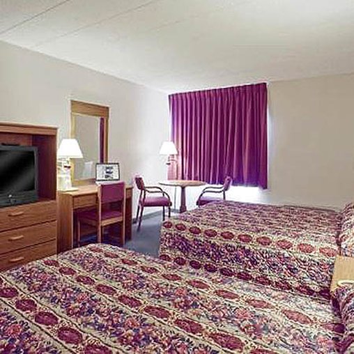 Americas Best Value Inn - New Stanton, PA