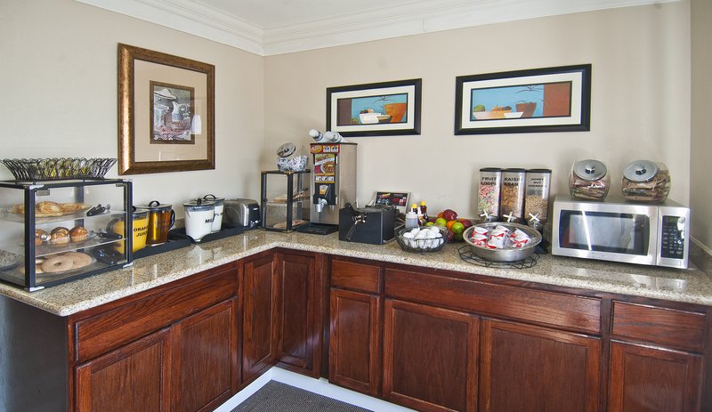 Days Inn By Wyndham Gonzales - Gonzales, LA