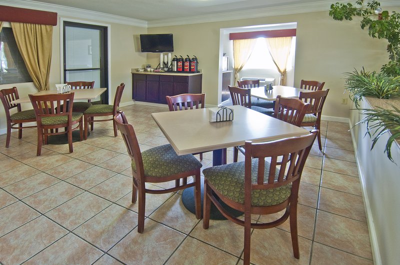 Days Inn By Wyndham Gonzales - Gonzales, LA