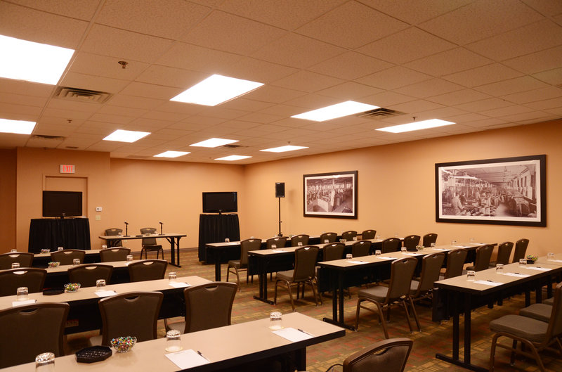 Radisson Hotel Manchester Downtown - Manchester, NH