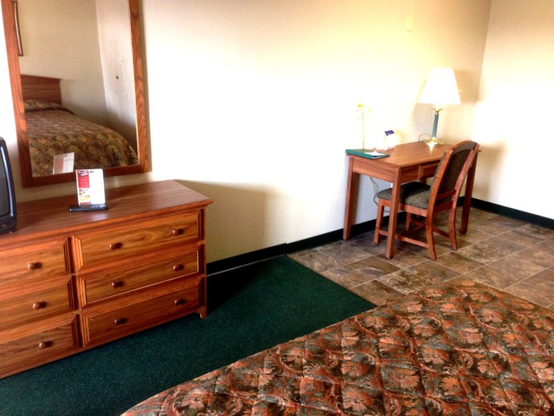 Extended Stay America-Airport - Green Bay, WI