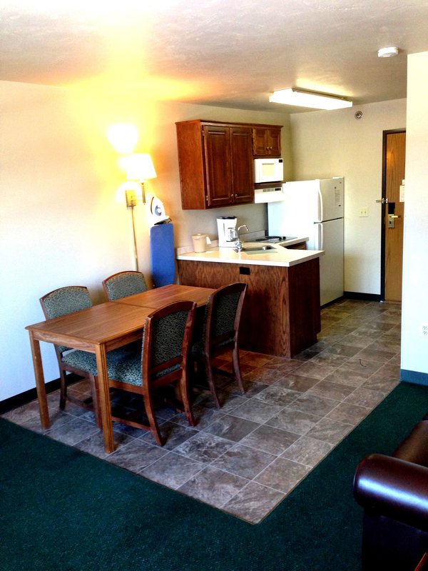 Extended Stay America-Airport - Green Bay, WI