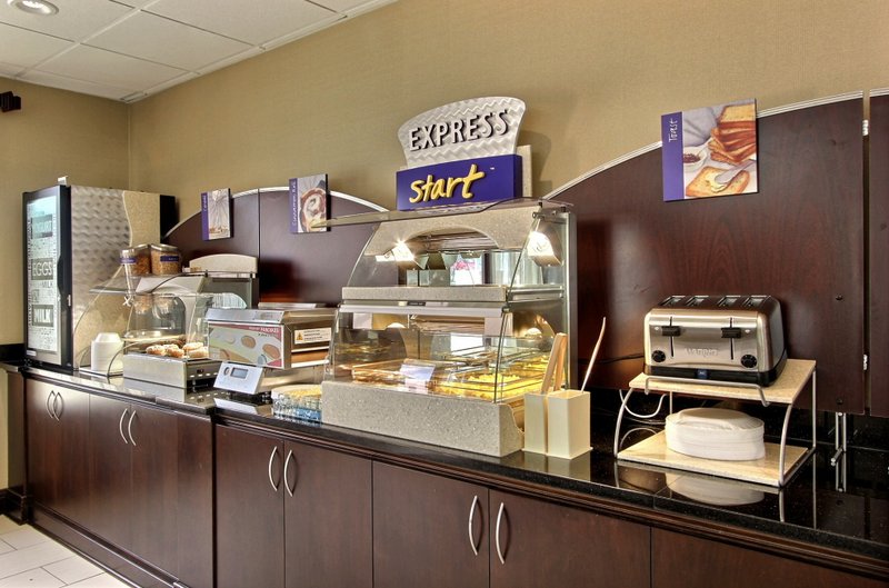 Holiday Inn Express - Richmond Hill, GA