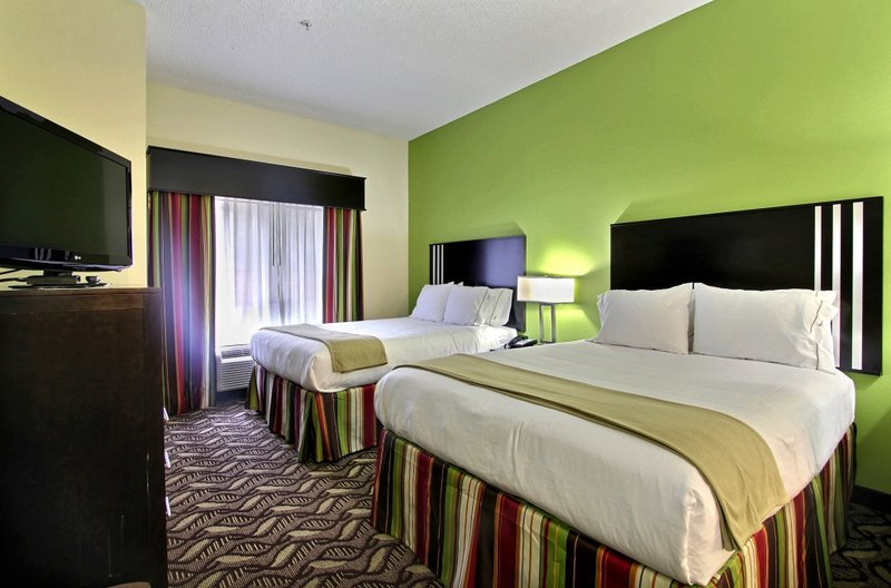 Holiday Inn Express - Richmond Hill, GA
