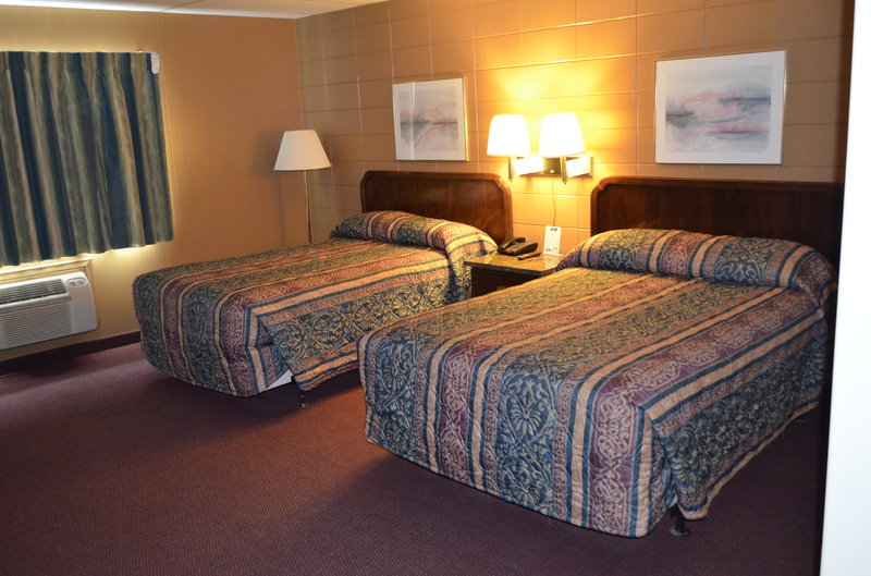 Grand Inn Of Moorhead - Moorhead, MN