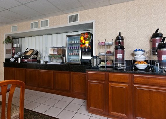 Comfort Suites