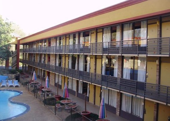 Bennington Motor Inn - Bennington, VT
