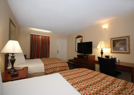 Quality Inn - Waynesboro, GA