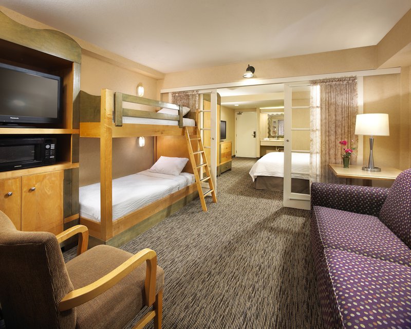 Portofino Inn and Suites Anaheim Hotel - Anaheim, CA