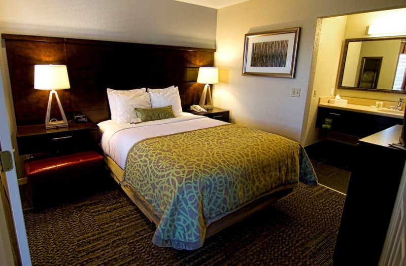 Staybridge Suites CHATSWORTH - Chatsworth, CA