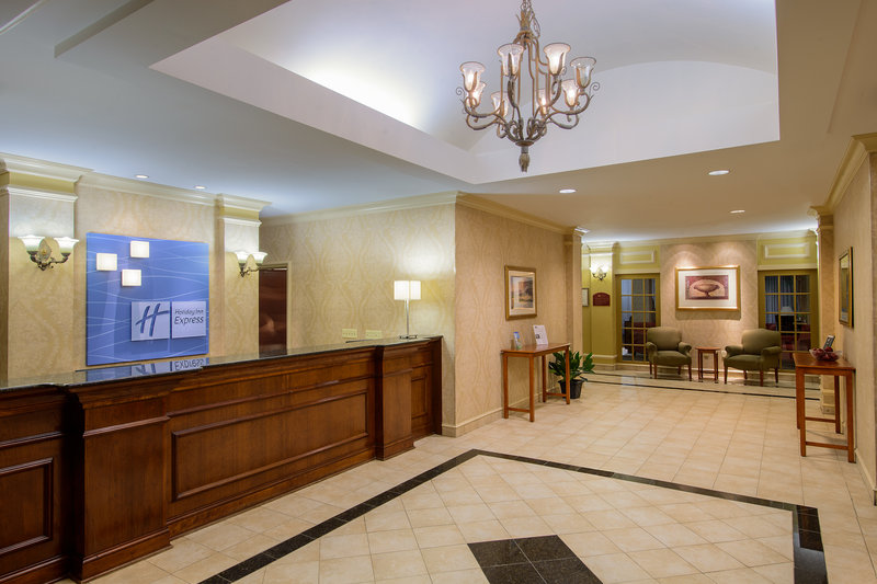 Inn At East Beach - Santa Barbara, CA