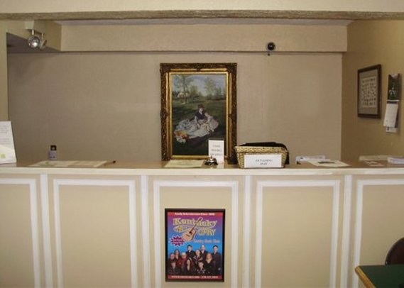 Inn By The Lake - Gilbertsville, KY