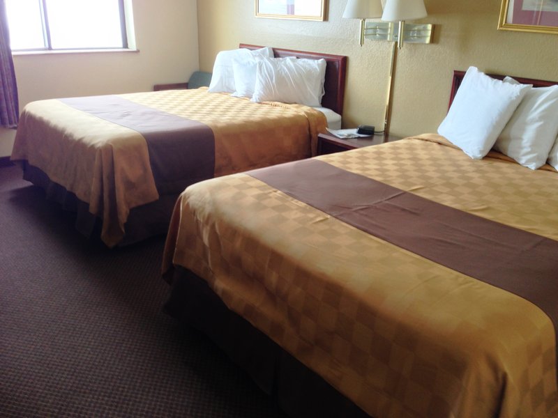 Americas Best Value Inn-Faribault - Faribault, MN