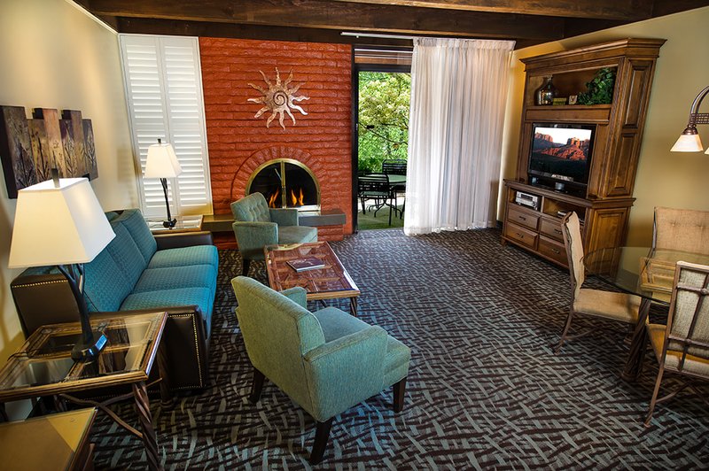Best Western Plus Arroyo Roble Hotel & Creekside Villas - Sedona, AZ