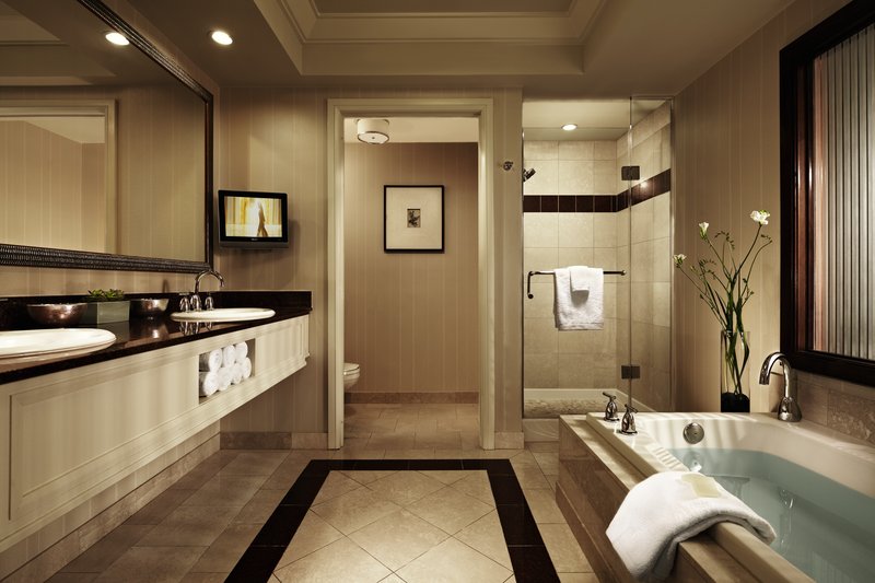 Mandalay Bay Resort & Casino - Las Vegas, NV