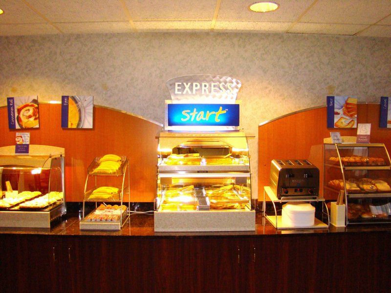 Holiday Inn Express RACINE AREA (I-94 AT EXIT 333) - Sturtevant, WI