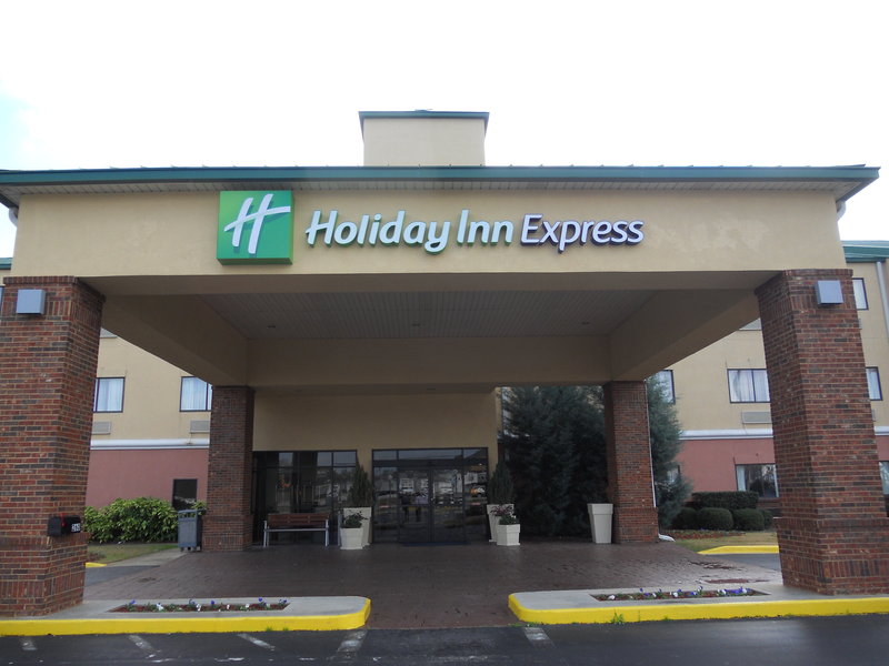 Holiday Inn Express - Pelham, AL