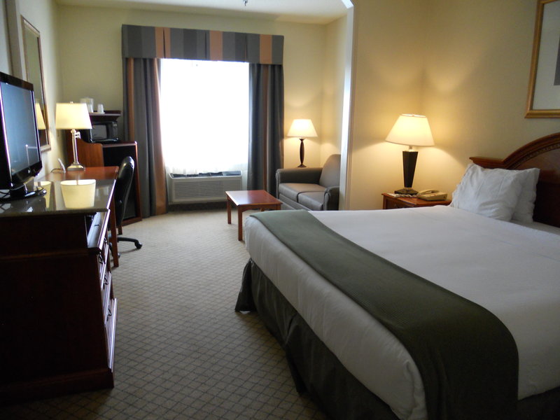 Holiday Inn Express - Pelham, AL