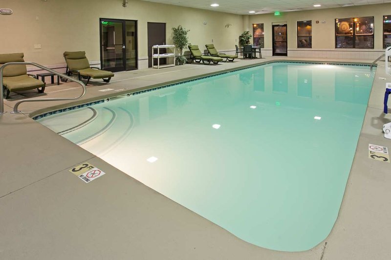 Hampton Inn Dickson - Dickson, TN