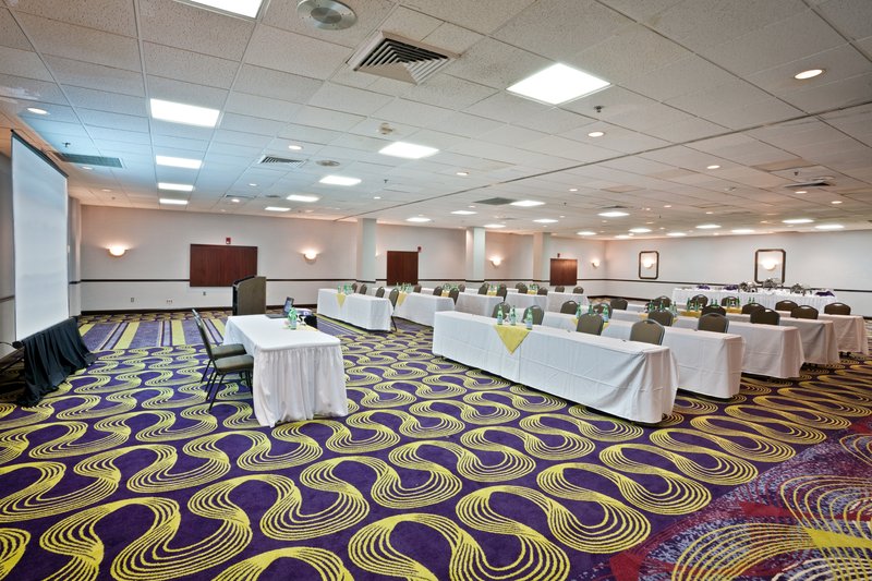 Clarion Hotel Riverside - Rochester, NY