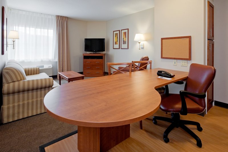 Candlewood Suites-Williamsport - Linden, PA