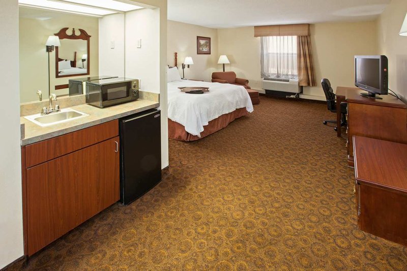 Hampton Inn Dickson - Dickson, TN