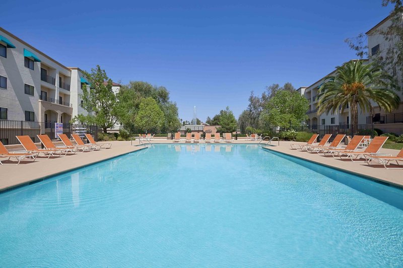 Embassy Suites By Hilton Temecula Valley Wine Country - Temecula, CA