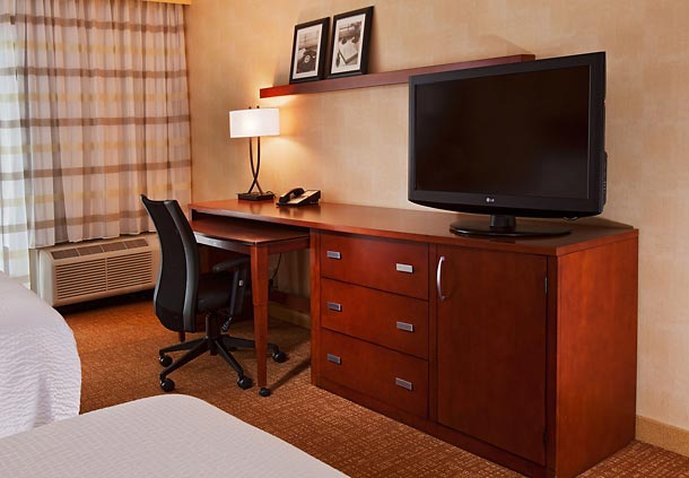 Courtyard By Marriott Boulder - Boulder, CO
