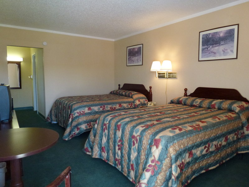 Grand Motor Inn, Hotel & Restaurant Deming, NM - Deming, NM