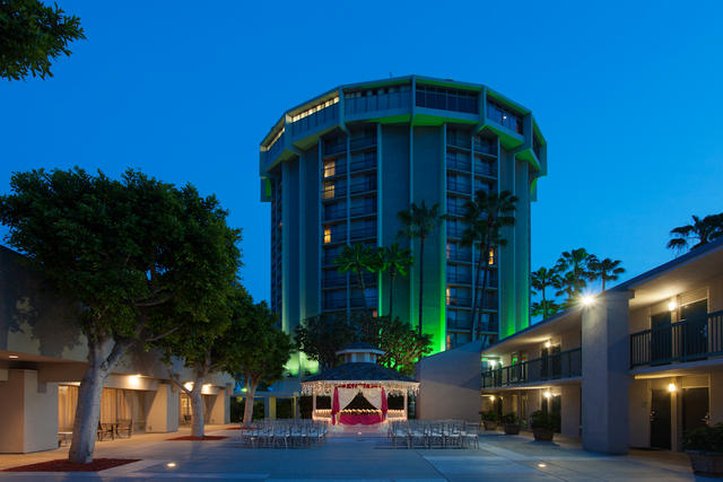 Holiday Inn - Long Beach, CA