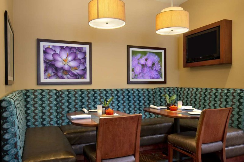 Restaurants Near Hilton Garden Inn Chicago Restaurants Near Hilton Garden Inn Chicago
