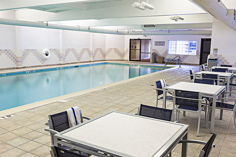 Holiday Inn Express SPRINGFIELD - Springfield, VT