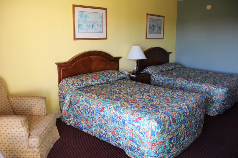 Econo Lodge Space Center - Cocoa, FL
