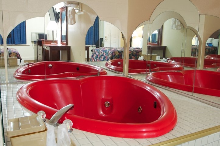 Passport Inn And Suites Middletown - Middletown, CT
