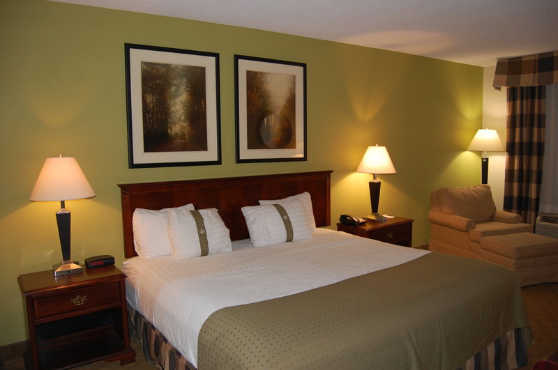 Holiday Inn STAUNTON CONFERENCE CENTER - Staunton, VA