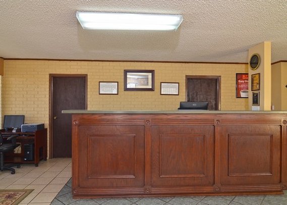 Econo Lodge - Batesville, AR