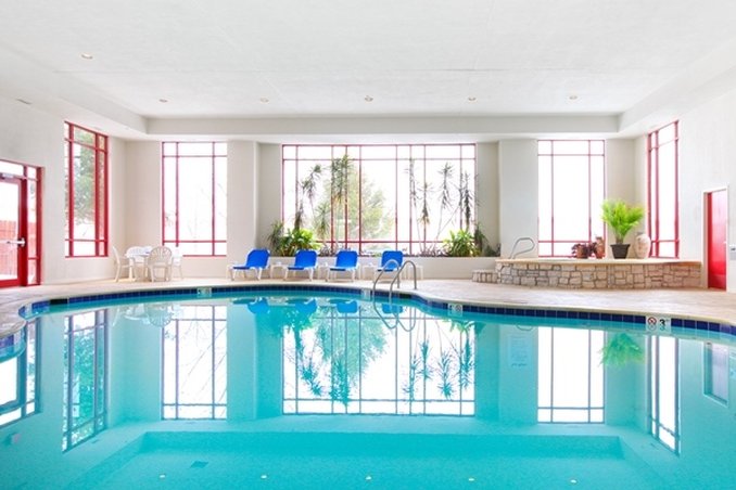 Holiday Inn Express & Suites Olathe North - Olathe, KS