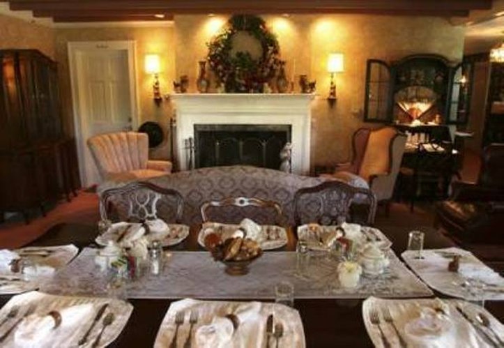 Tidewater Inn - Madison, CT